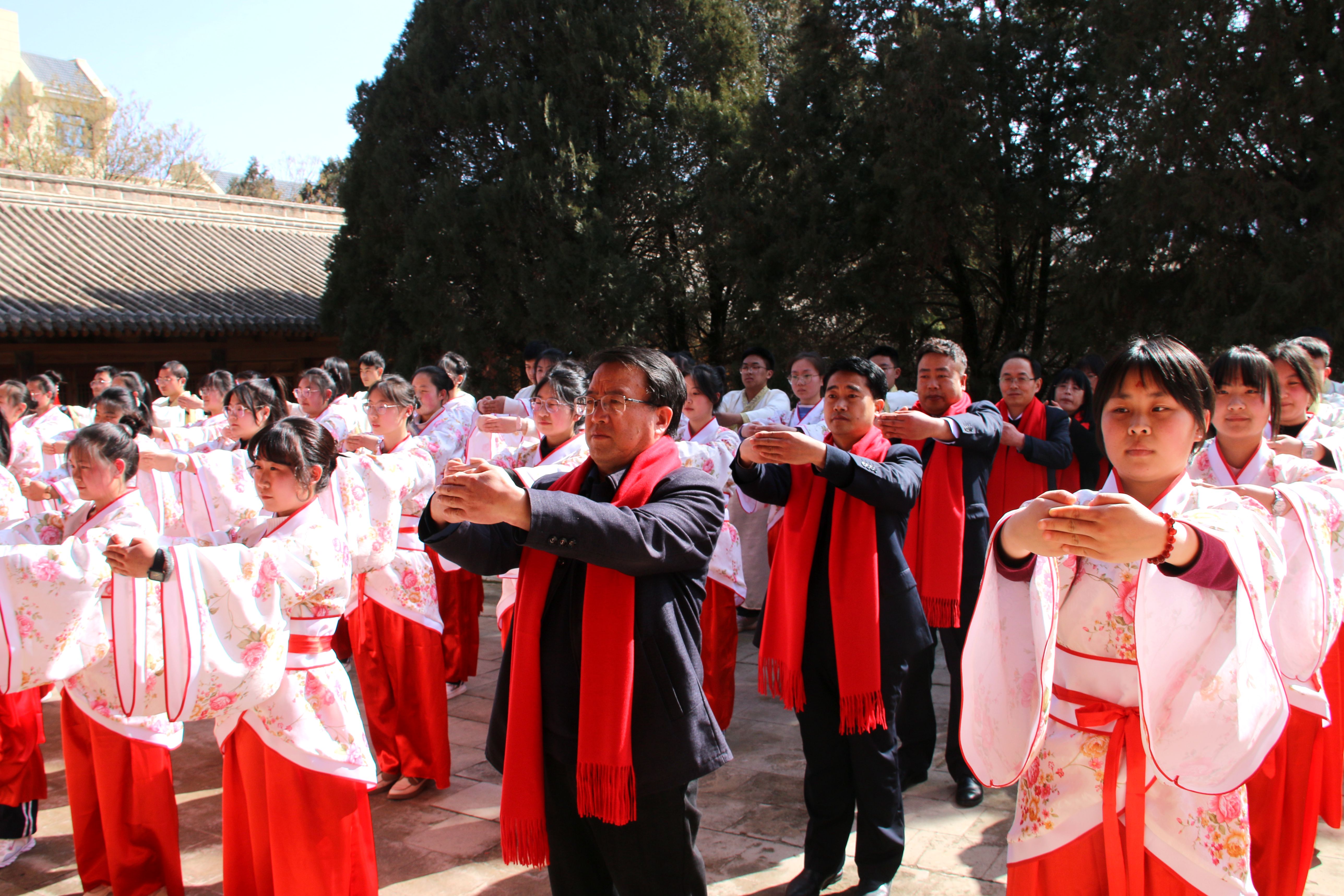 拜孔儀式.JPG 拜孔儀式.JPG