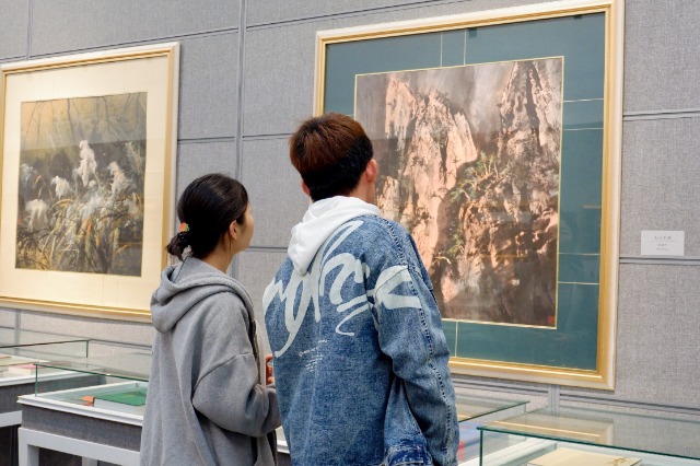 馮研院2.jpg 馮研院2.jpg