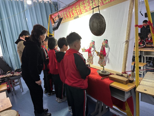 動手操練.JPG 動手操練.JPG