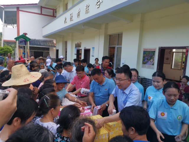 32到龍勝鎮(zhèn)山東村、三門鎮(zhèn)洪寨村、樂江鎮(zhèn)石甲村等地開展愛心義診活動.png