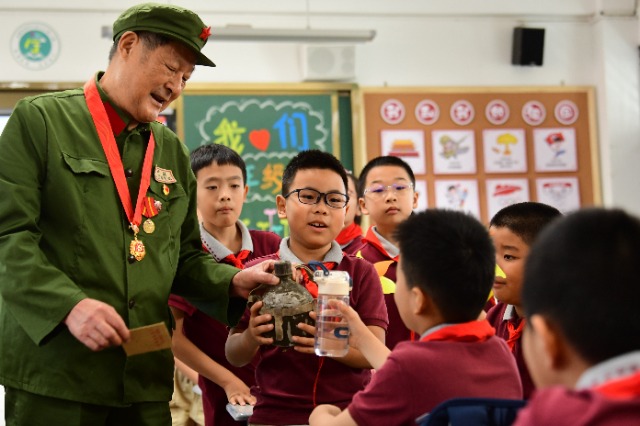 5d698f4e189e233ec2976eb9877e3f3.jpg 5d698f4e189e233ec2976eb9877e3f3.jpg