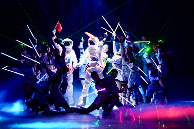 2開場舞.jpg 2開場舞.jpg